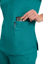 Med Couture Insight 3 Pocket Top
